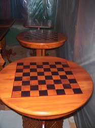 wooden_chess_table_01