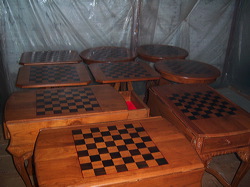wooden_chess_table_05