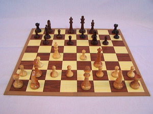 wooden_chess-set_10