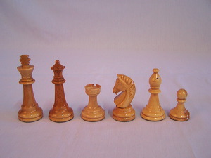 wooden_chess-set_11