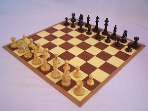 wooden_chess-set_25