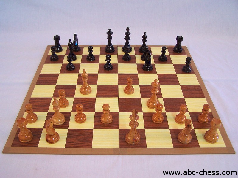 wooden_chess-set_06.jpg
