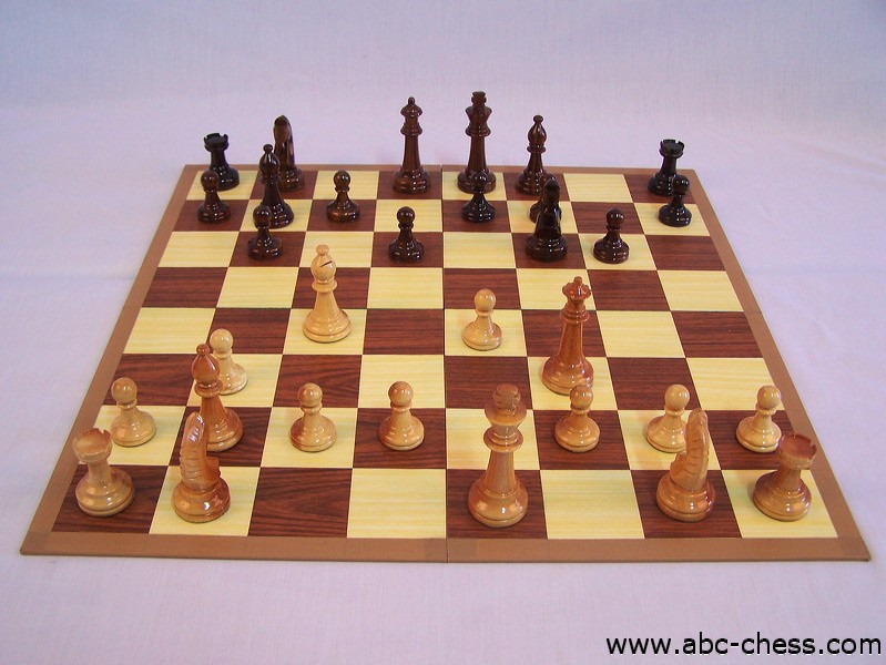 wooden_chess-set_10.jpg