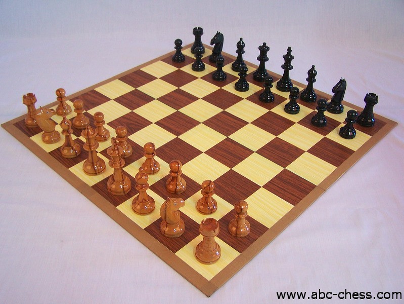 wooden_chess-set_13.jpg