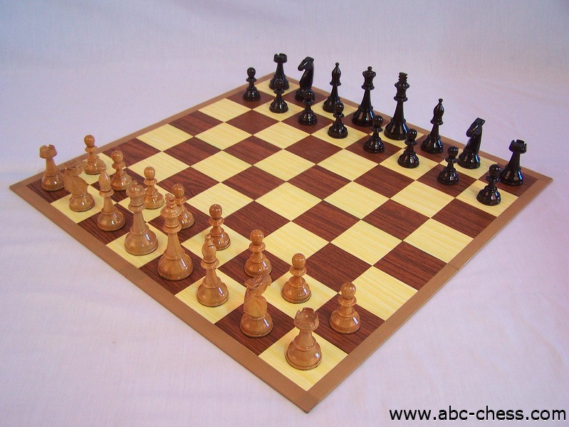 wooden_chess-set_17.jpg
