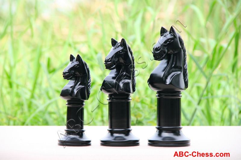 wood_horse_trophy_black_01.jpg