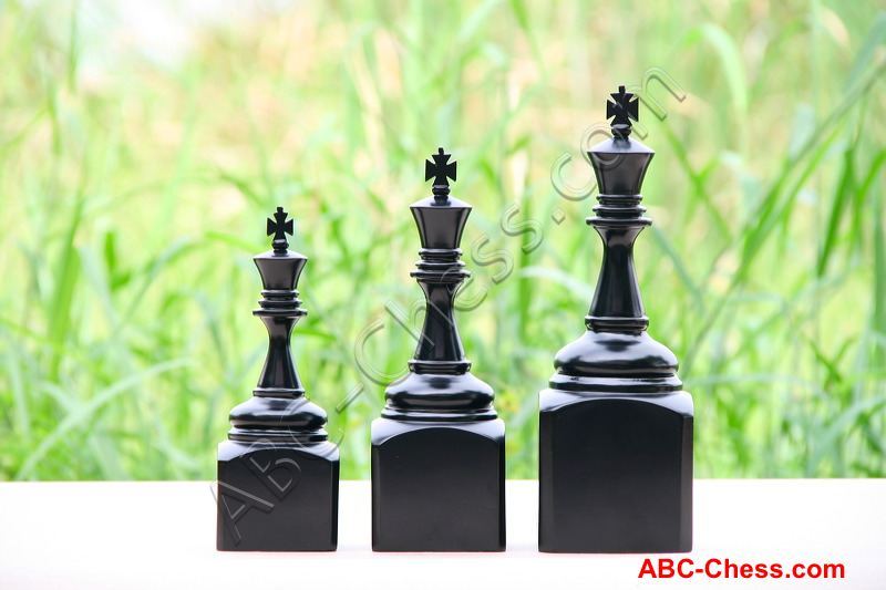 wood_king_trophy_black_01.jpg