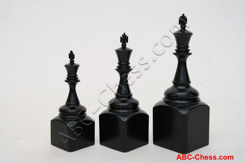 wood_king_trophy_black_06.jpg