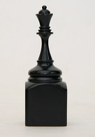 wood_queen_trophy_black_08