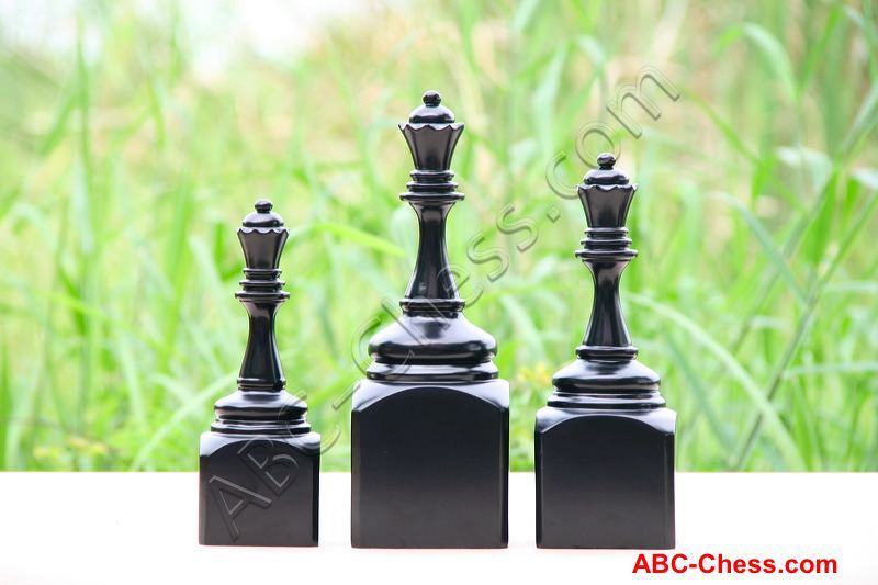 wood_queen_trophy_black_03.jpg