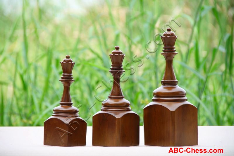 wood_queen_trophy_02.jpg