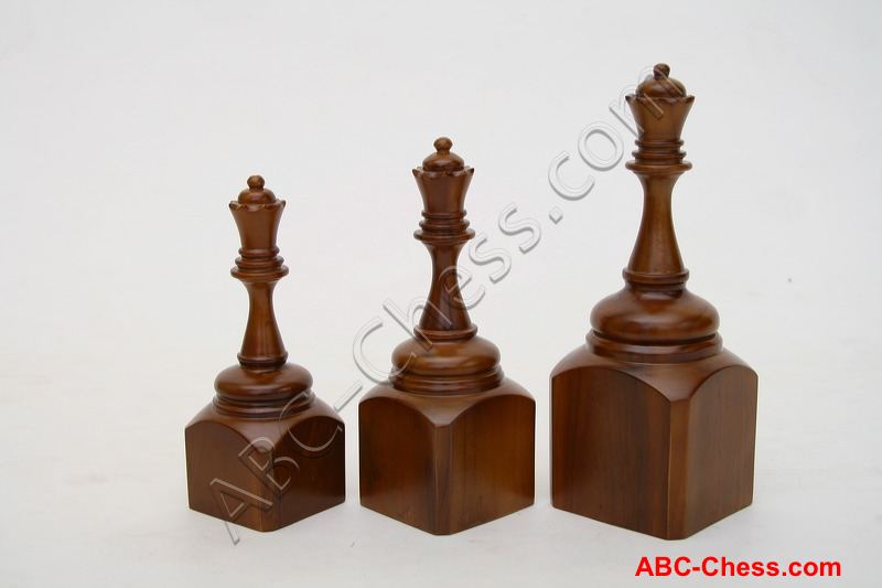 wood_queen_trophy_06.jpg