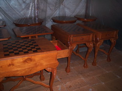 wooden_chess_table_02