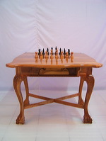 wooden_chess_table_06