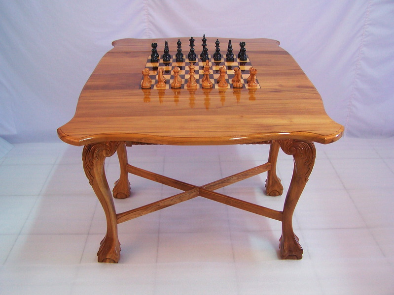 wooden_chess_table_13.jpg