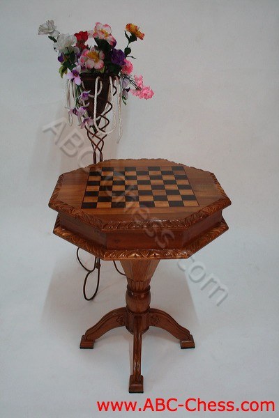 octagon_chess_table_01.jpg