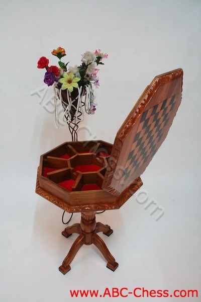 octagon_chess_table_03.jpg