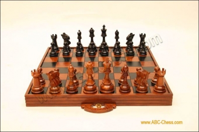 Wooden Chess Suitchase For 8 Inchi