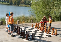 giant chess